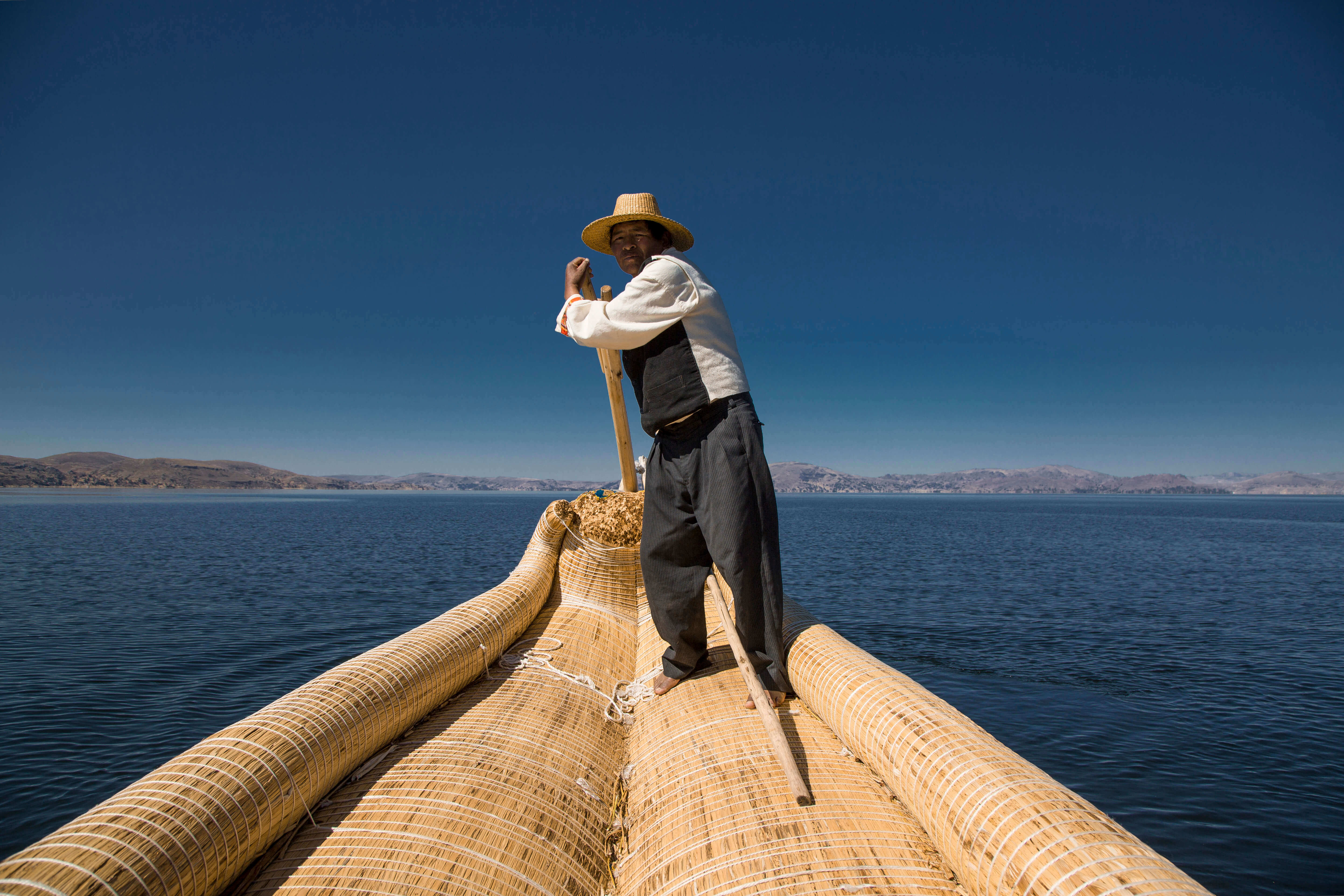 île d'Uros Lac Titicaca