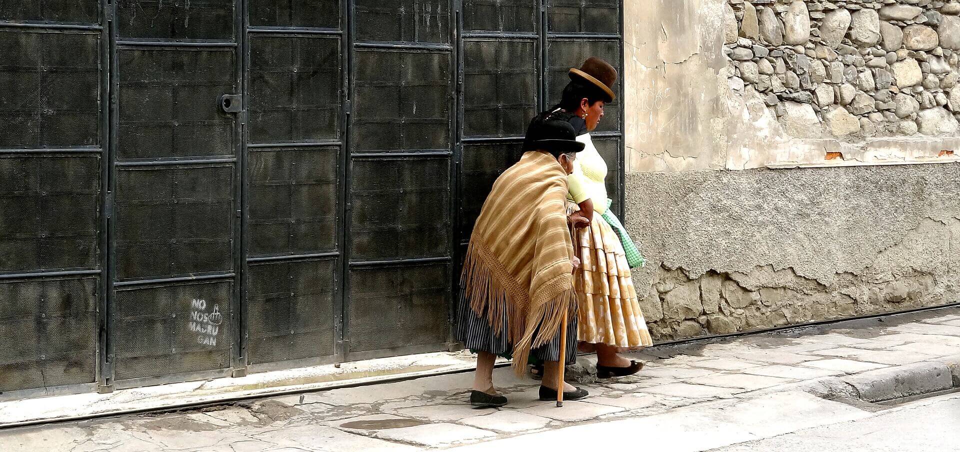 Femme en habit traditionnel à La Paz