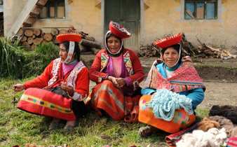Patacancha Weavers