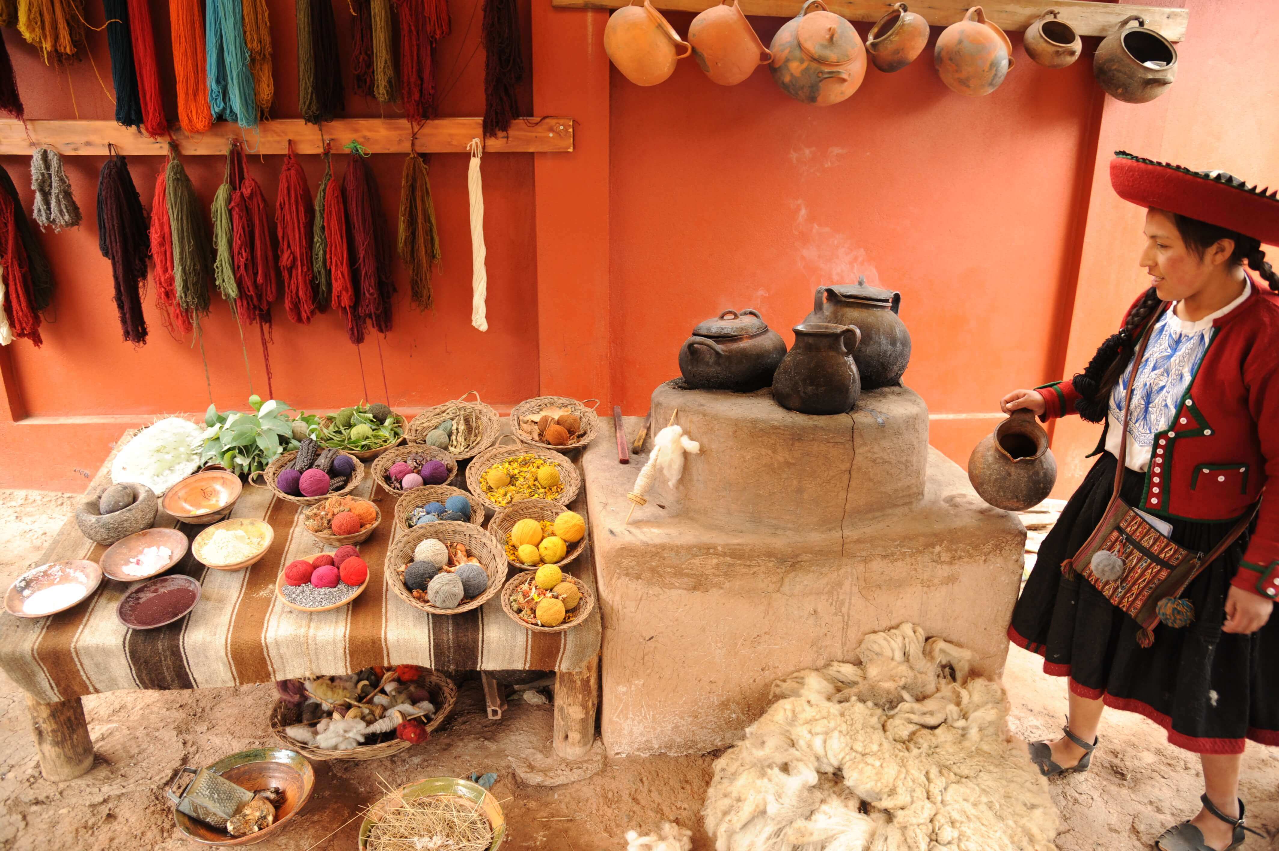 natural-dye-weaving-demonstration-sacred-valley-peru.jpg
