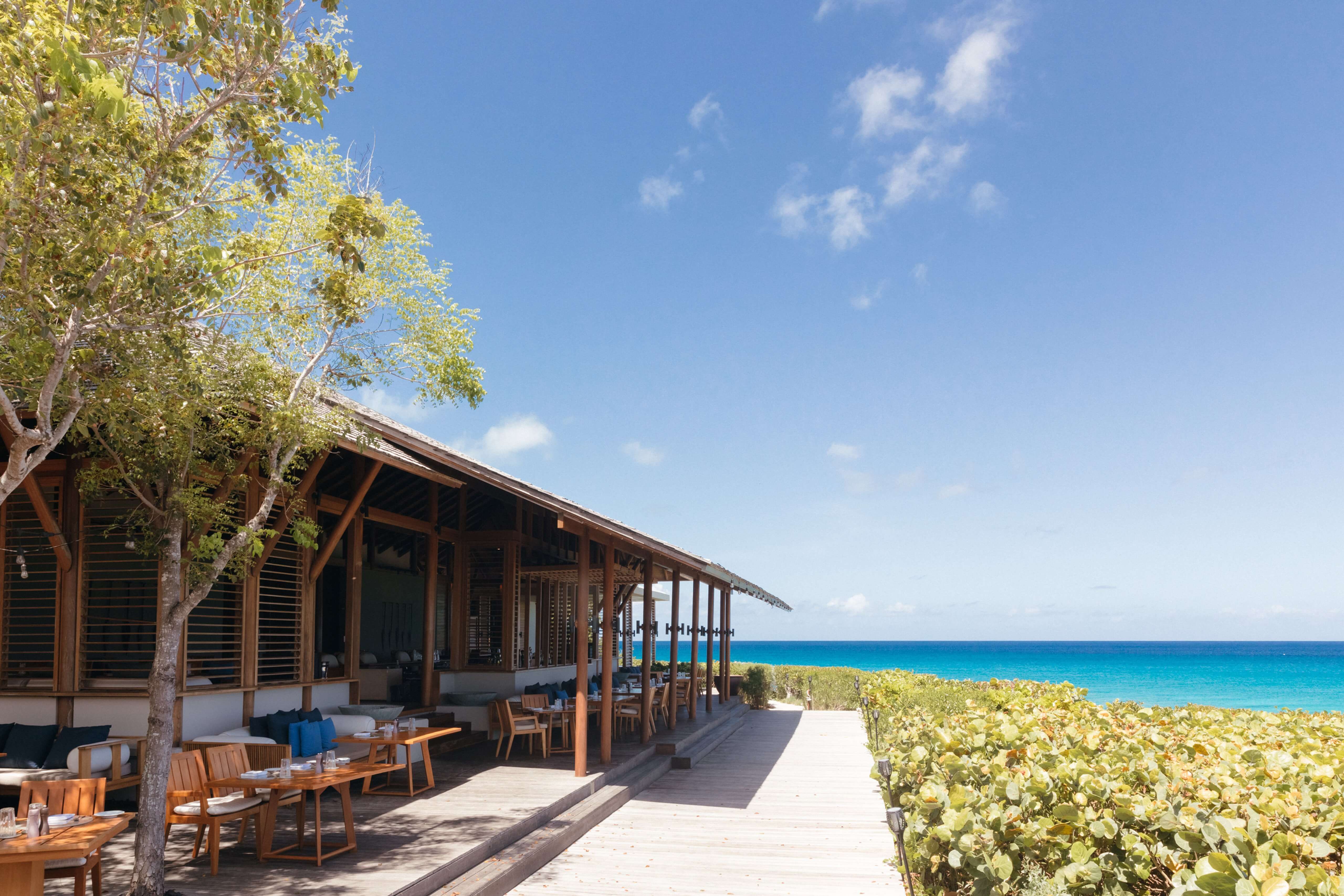Amanyara Beachbar16 Jack7473 Hdr 0